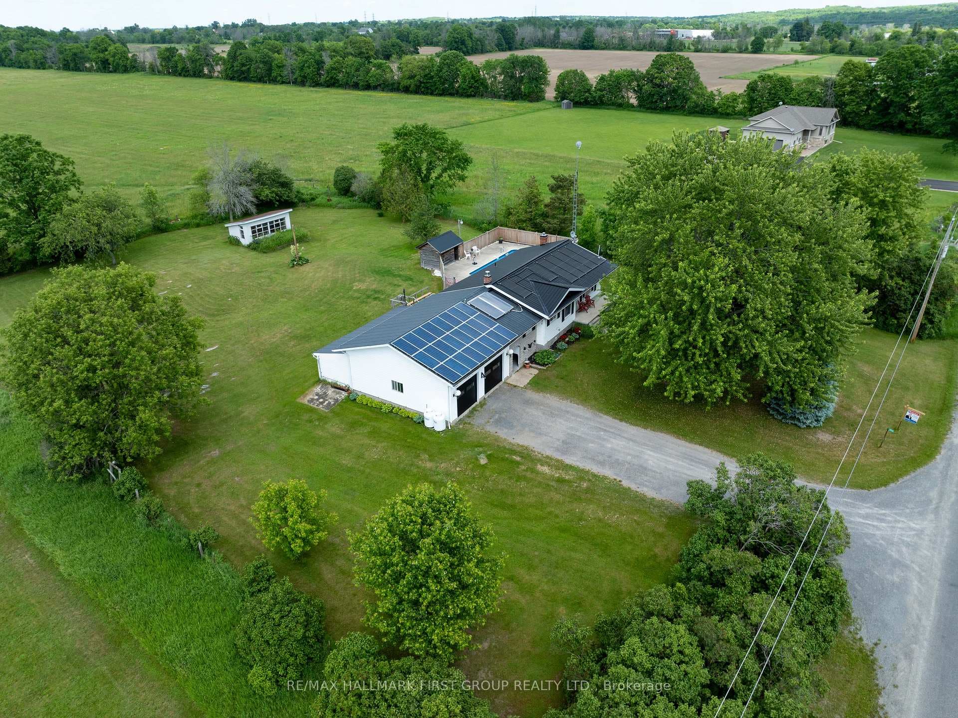 3958 Petworth Road photo 32