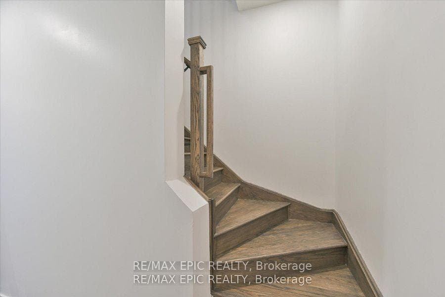 1711 Pure Springs Boulevard Unit 118 photo 17