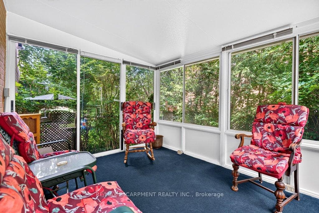 795 Drury Lane photo 18