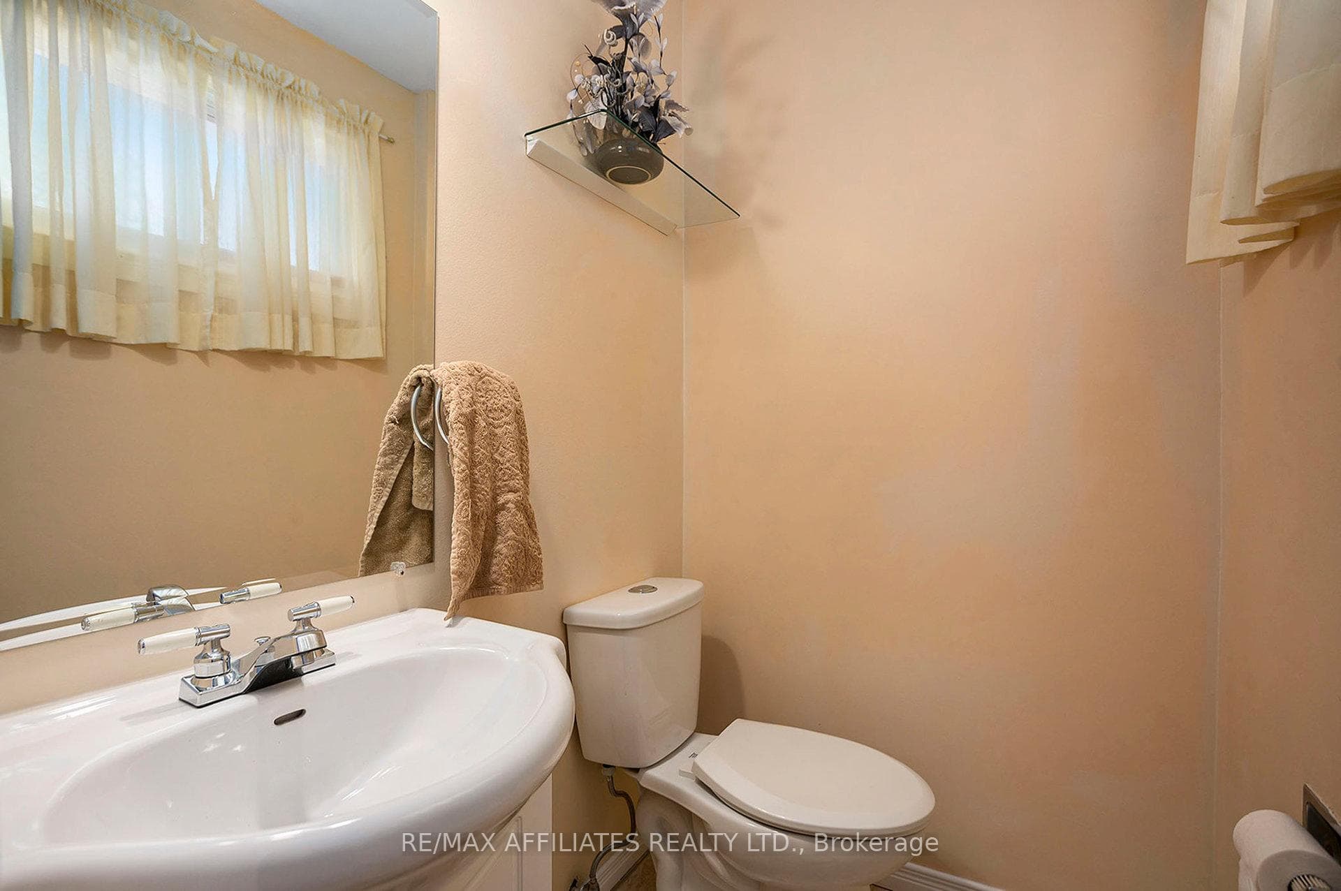 12 Ross Street photo 16
