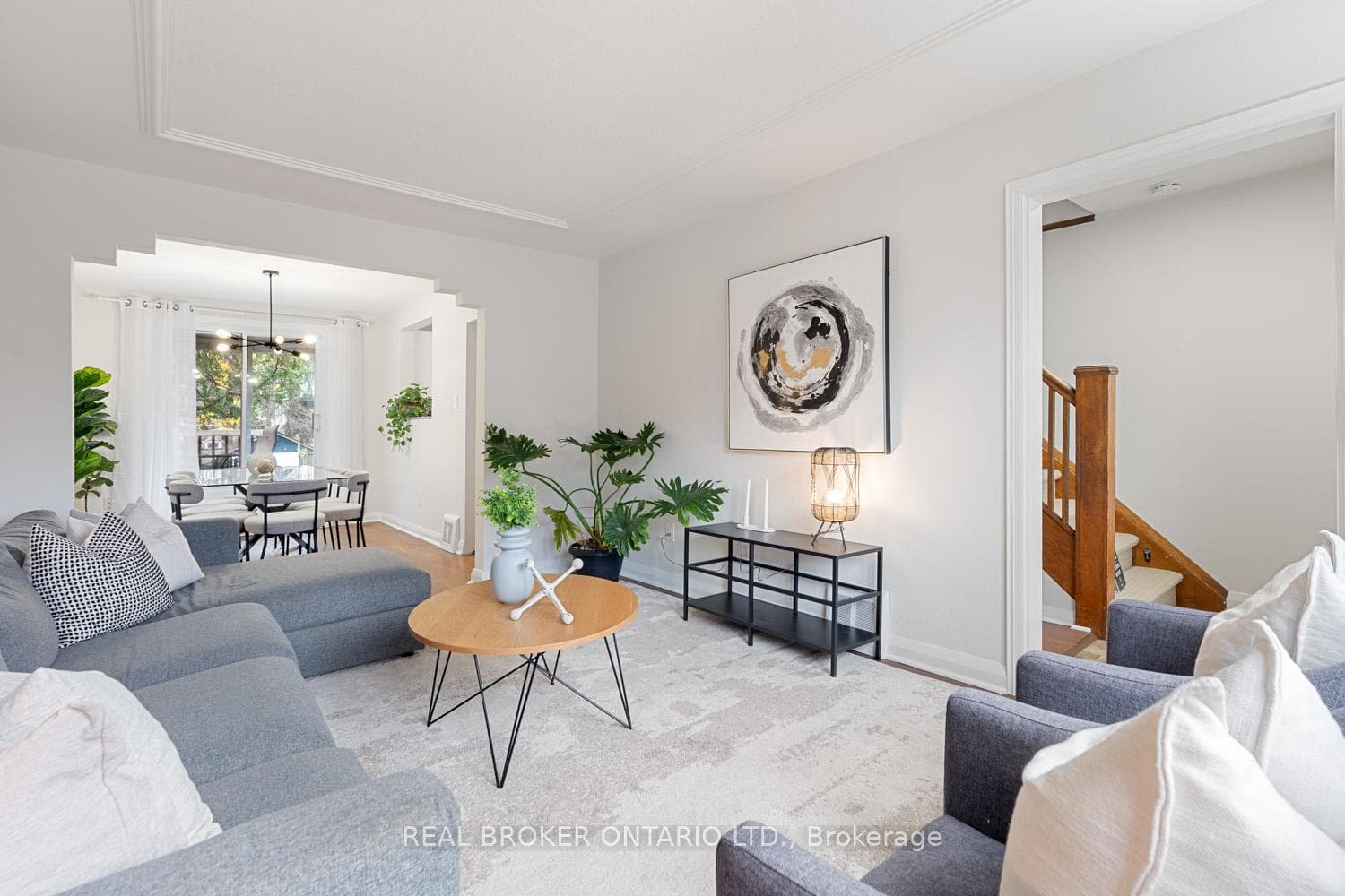 Welcome home to 26 Heale Ave!