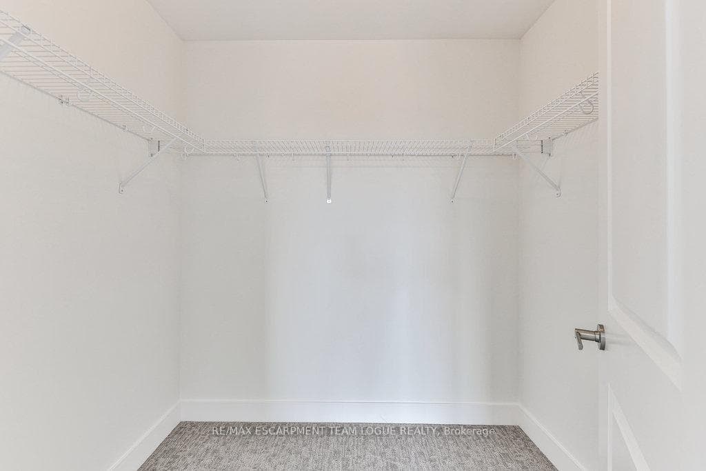 2273 TURNBERRY Road Unit 22 photo 23