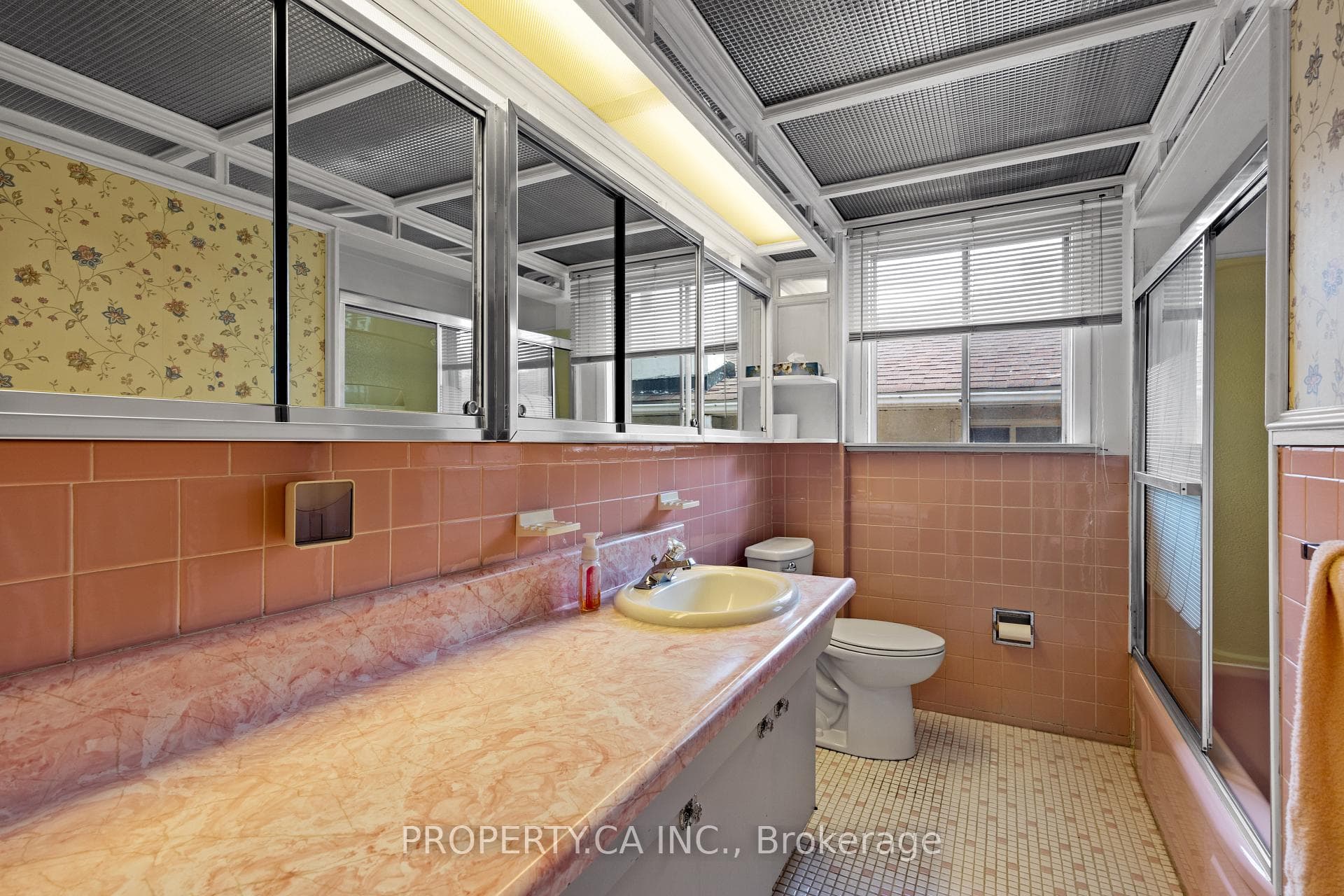 77 Troutbrooke Drive photo 21