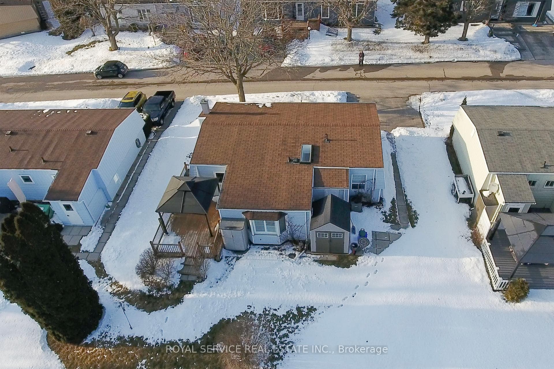 71 Bluffs Road photo 29