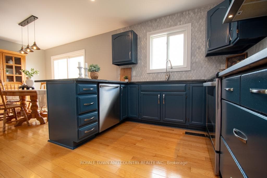 116 Cresswell Road photo 12