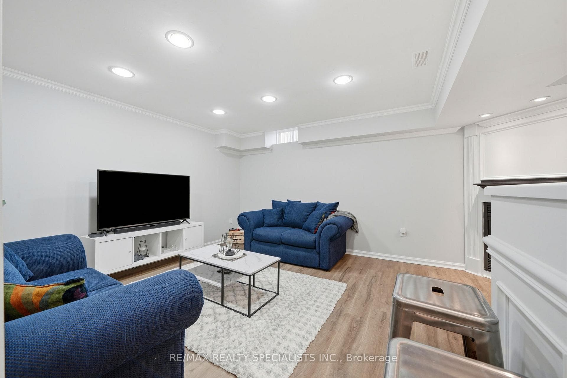65 Ironhorse Crescent photo 19