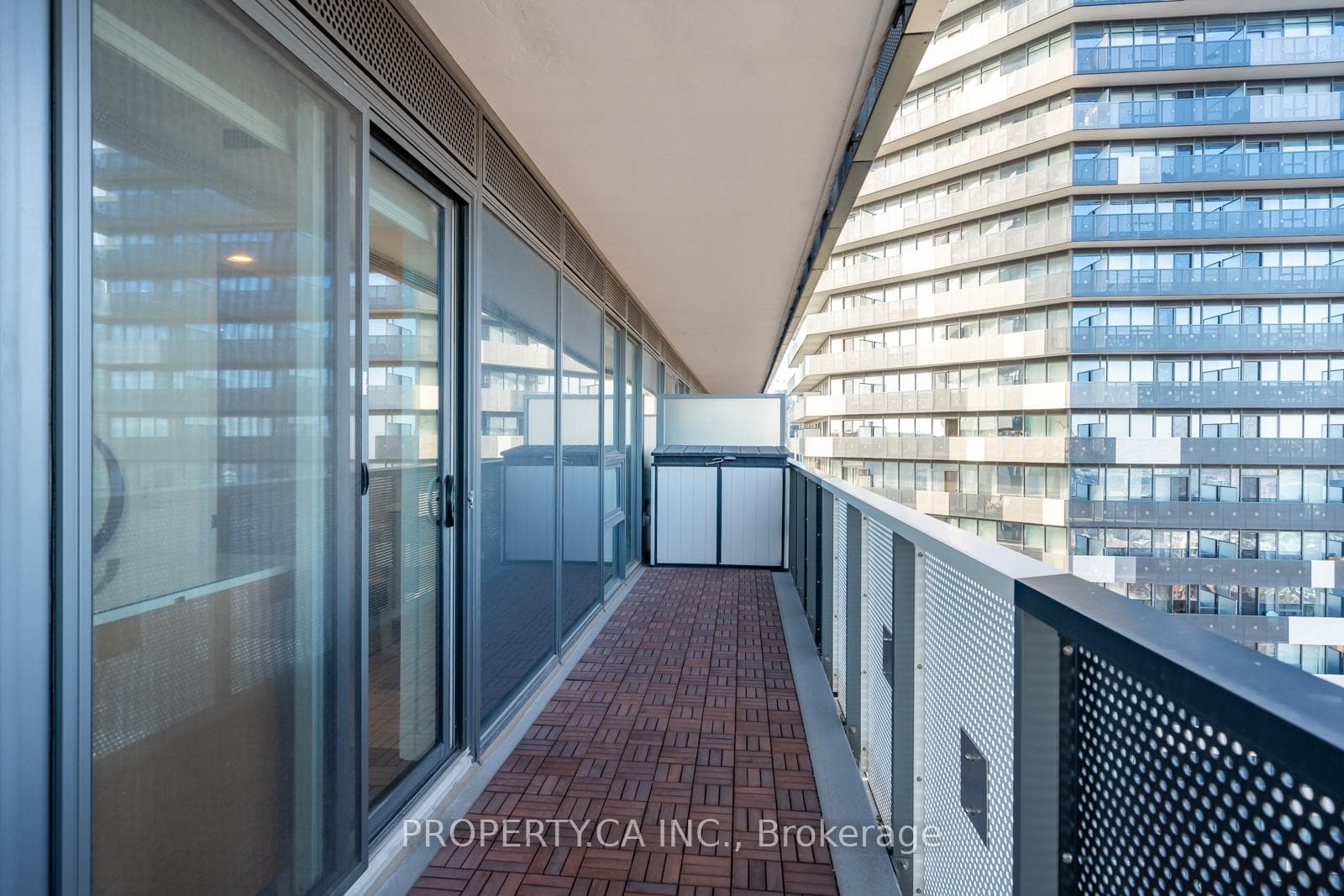 138 Downes Street Unit 4203 photo 22