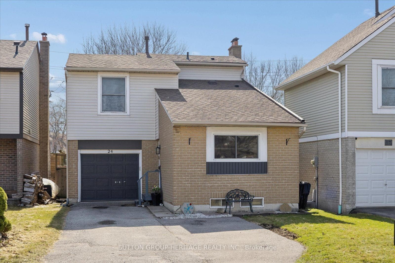 24 Andrea Road photo 1