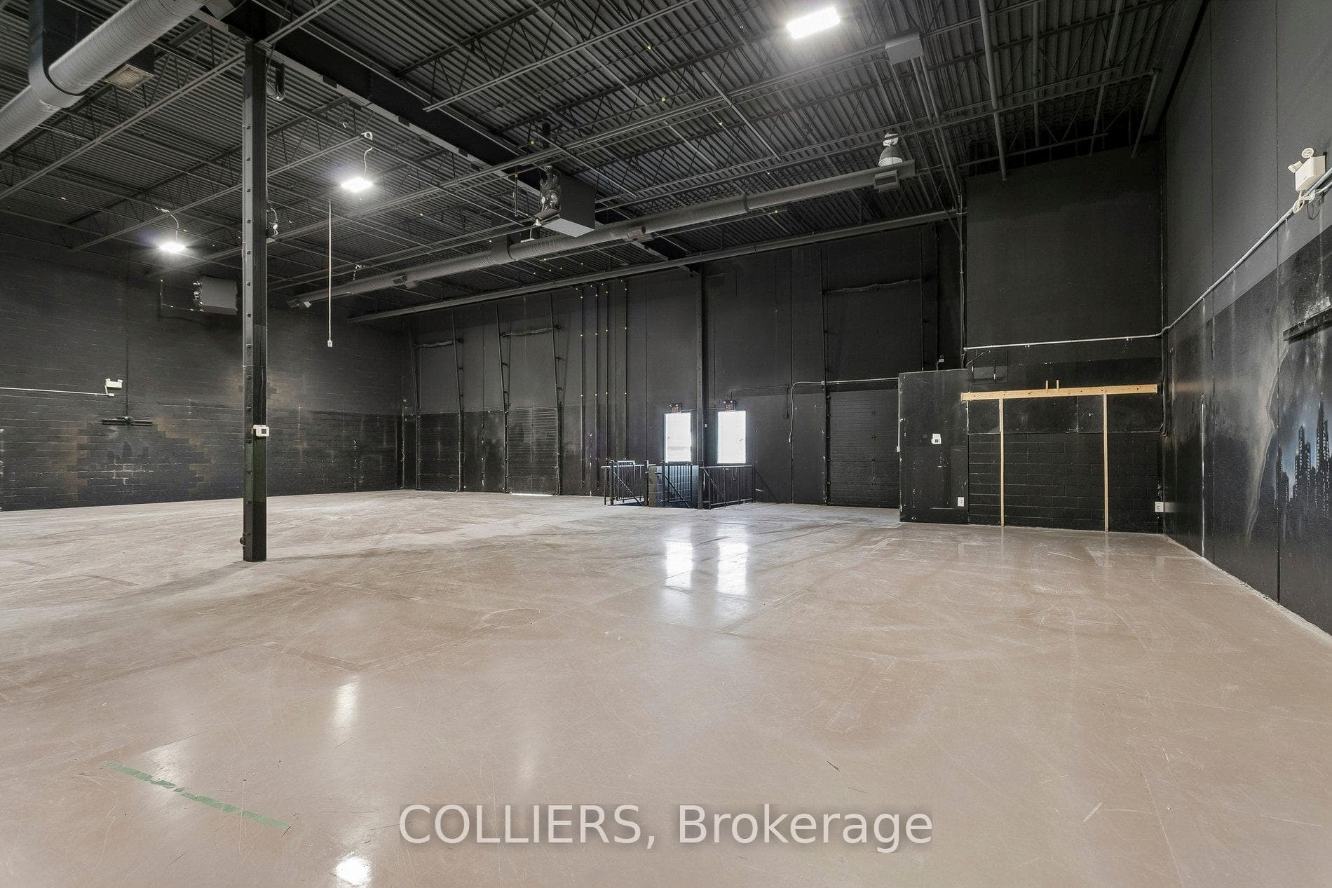 4020B Sladeview Crescent Unit 6 photo 9