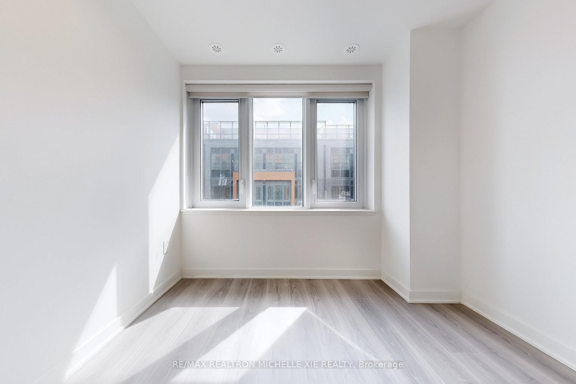 65 Curlew Drive Unit 209 photo 16