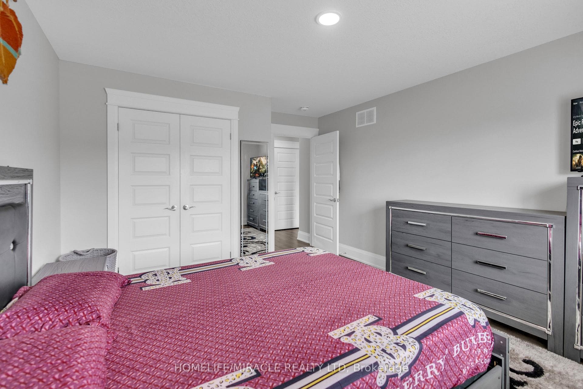 172 Miller Street photo 13