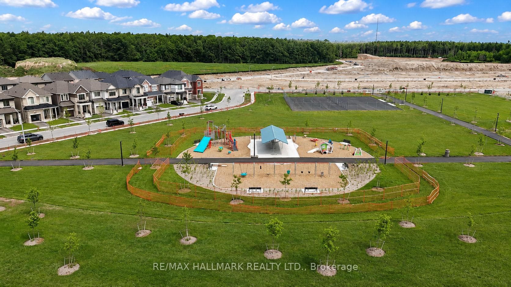 15 Foxley Heights photo 39