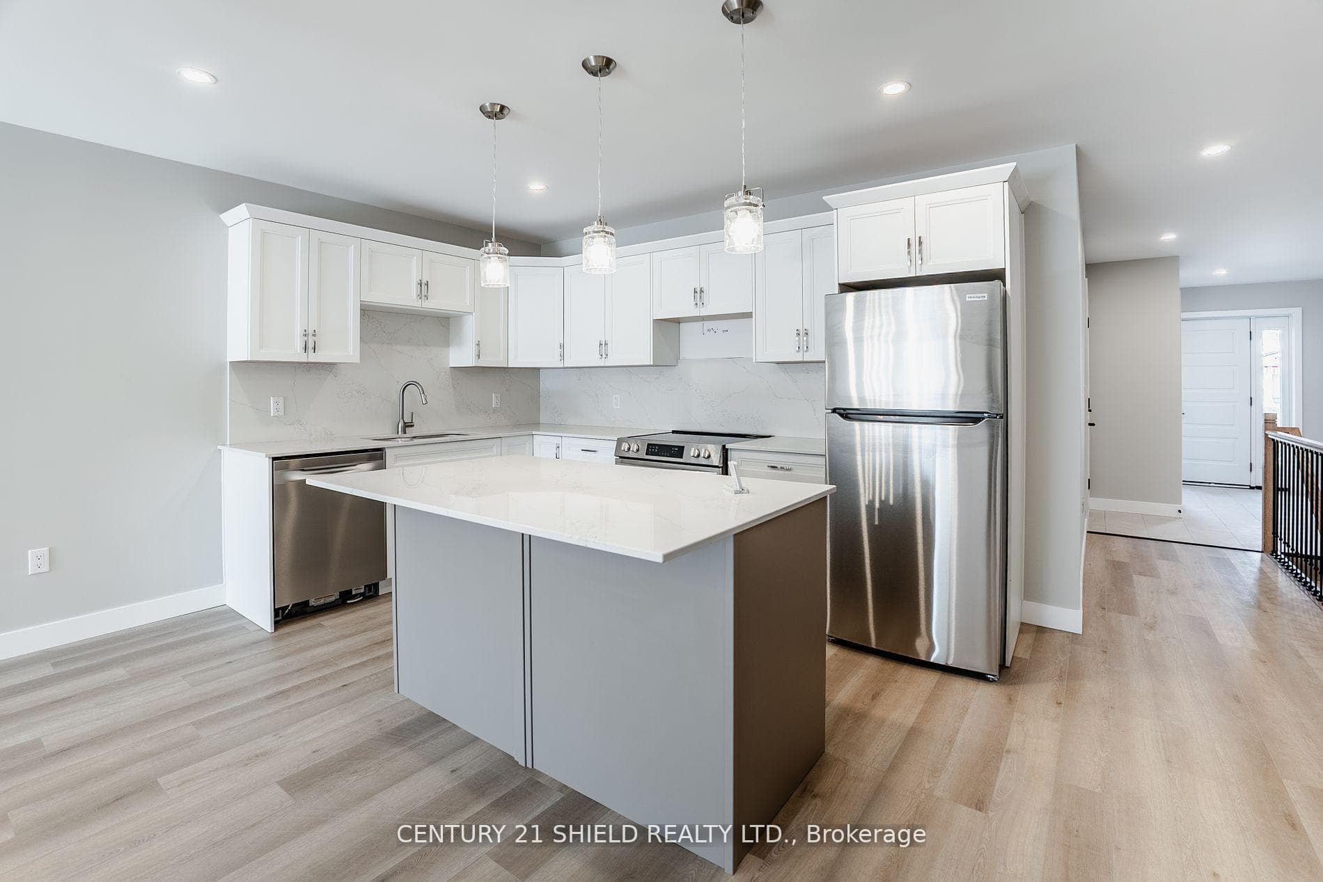 6 Erindale Lane photo 8