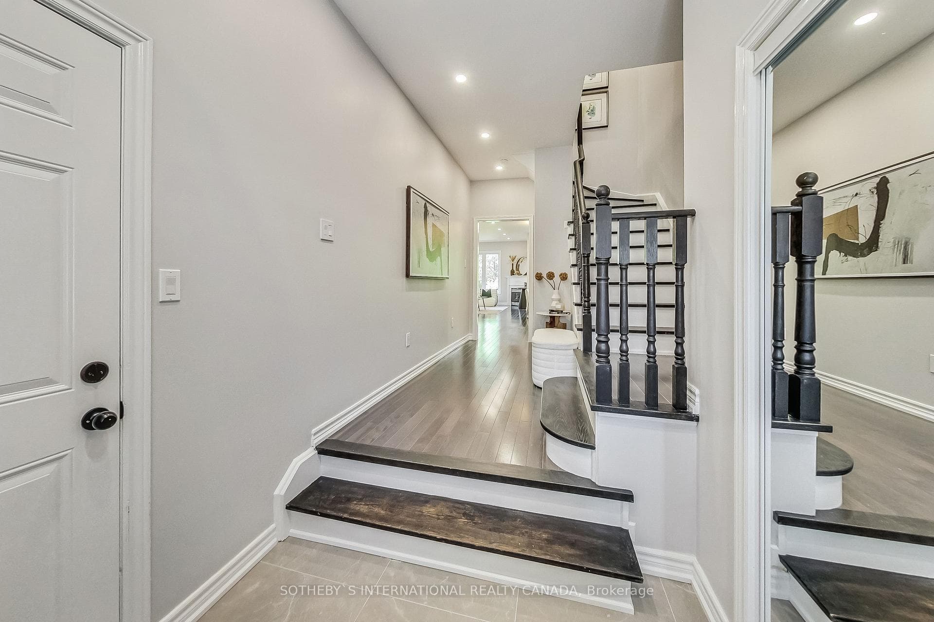 12 Williams Street photo 3