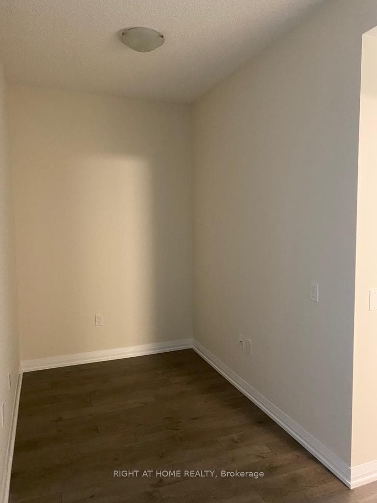 Large Den