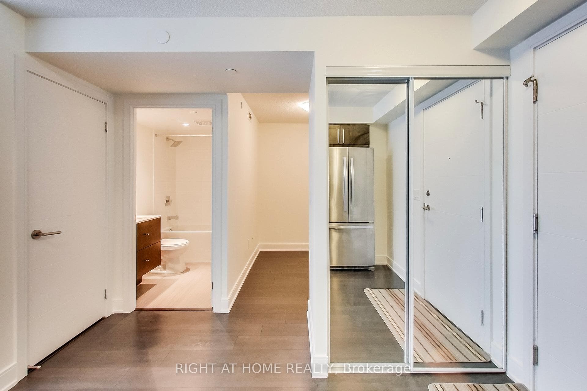 525 Adelaide Street Unit 327 photo 12