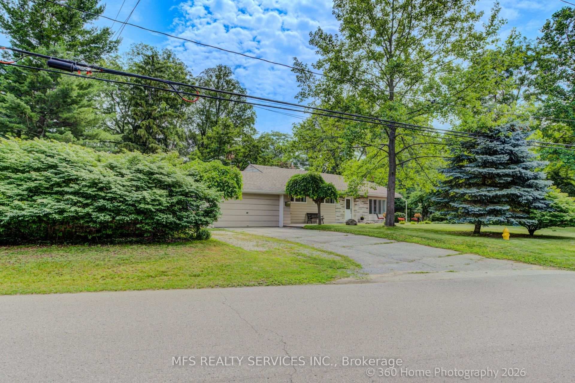47 Deep Dene Drive photo 22