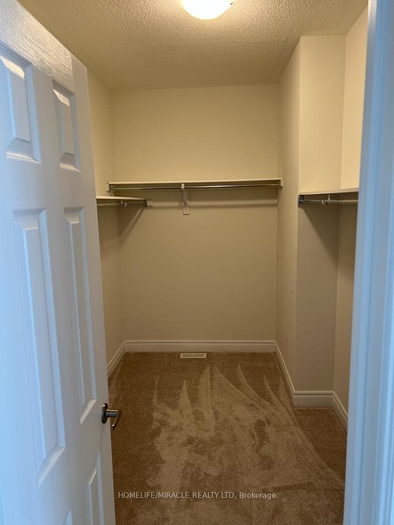 4 Lockton Street photo 13