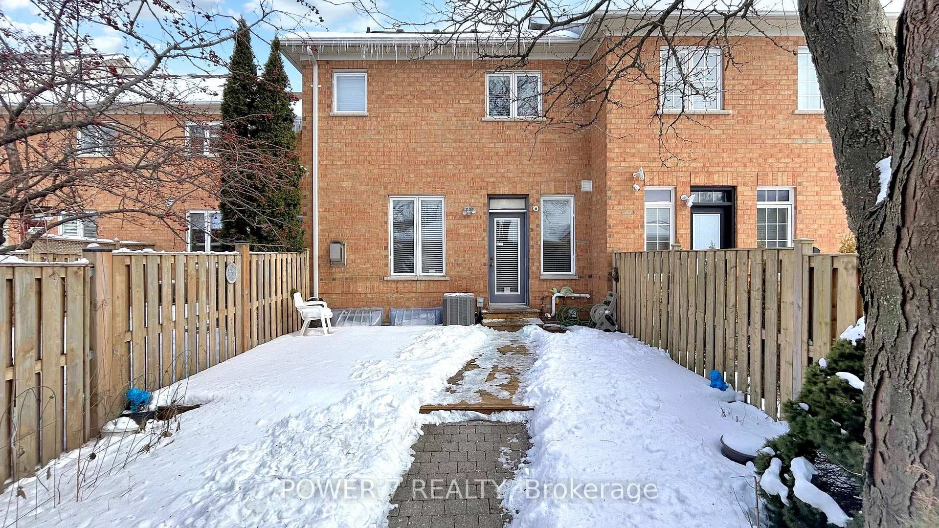 43 Queen's Plate Drive photo 37