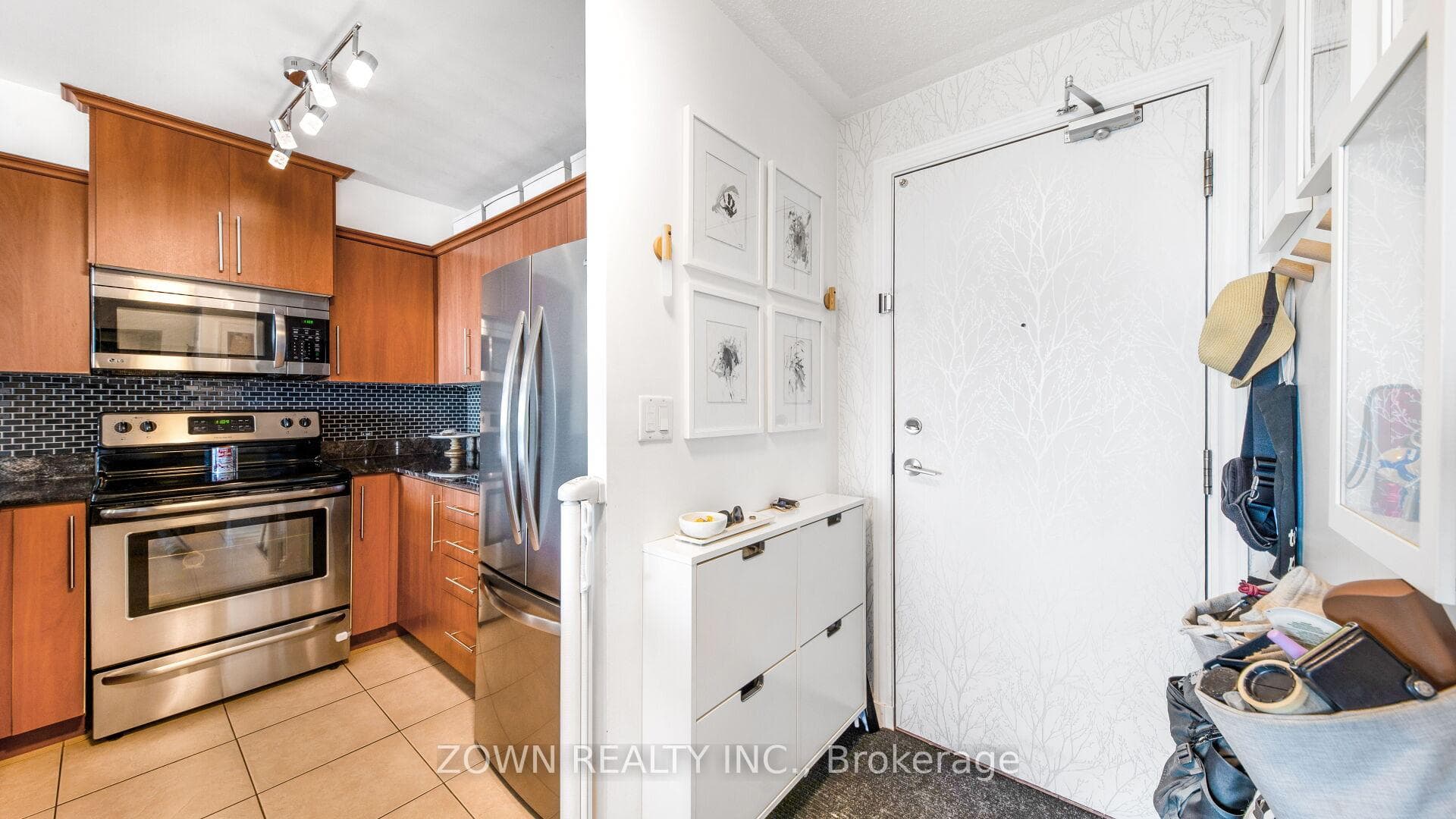 6 Rosebank Drive Unit LPHi photo 4