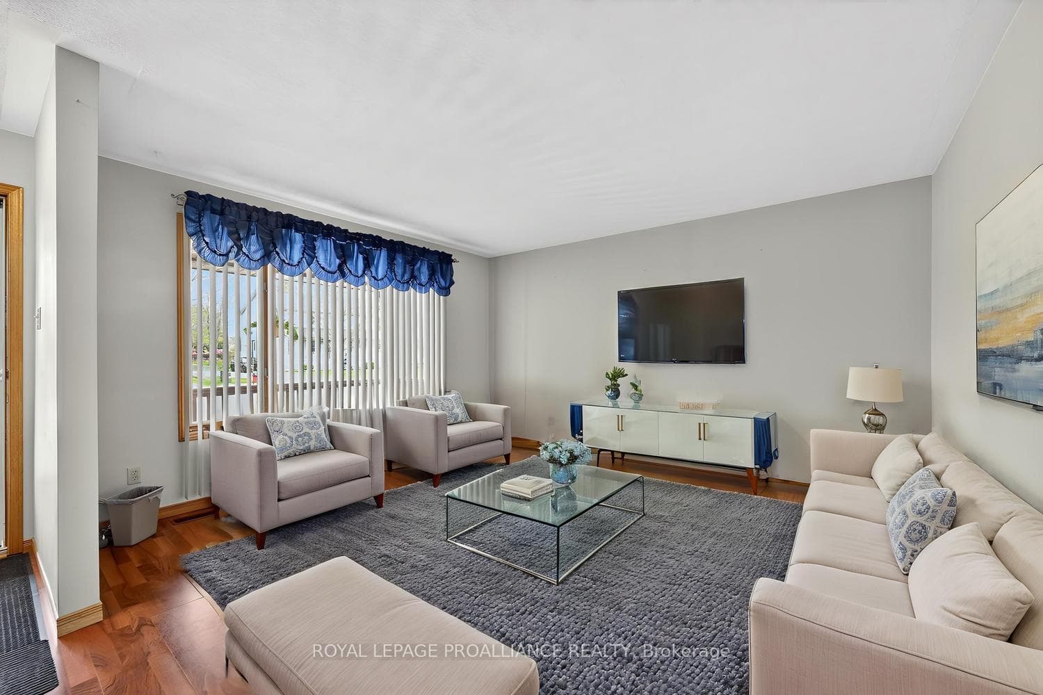 5126 Meadowland Drive photo 8