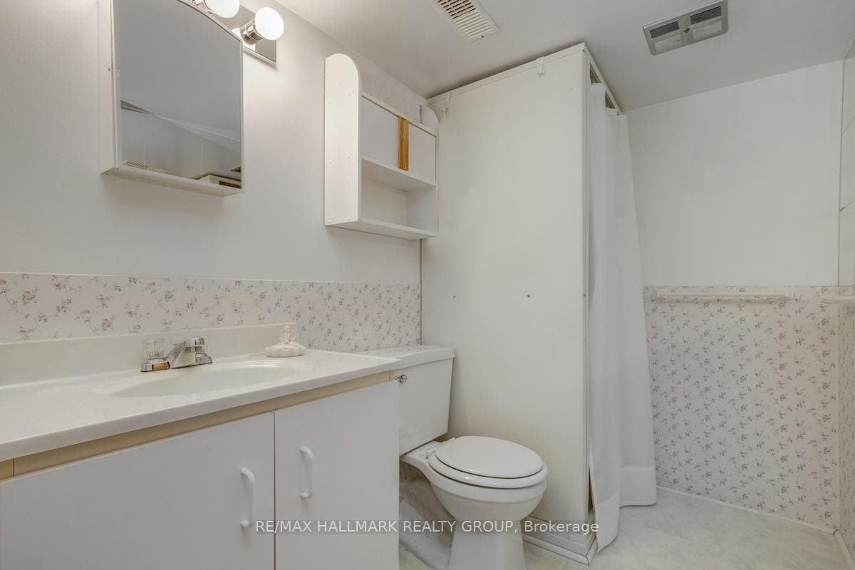 Lower level bathroom - 3 piece
