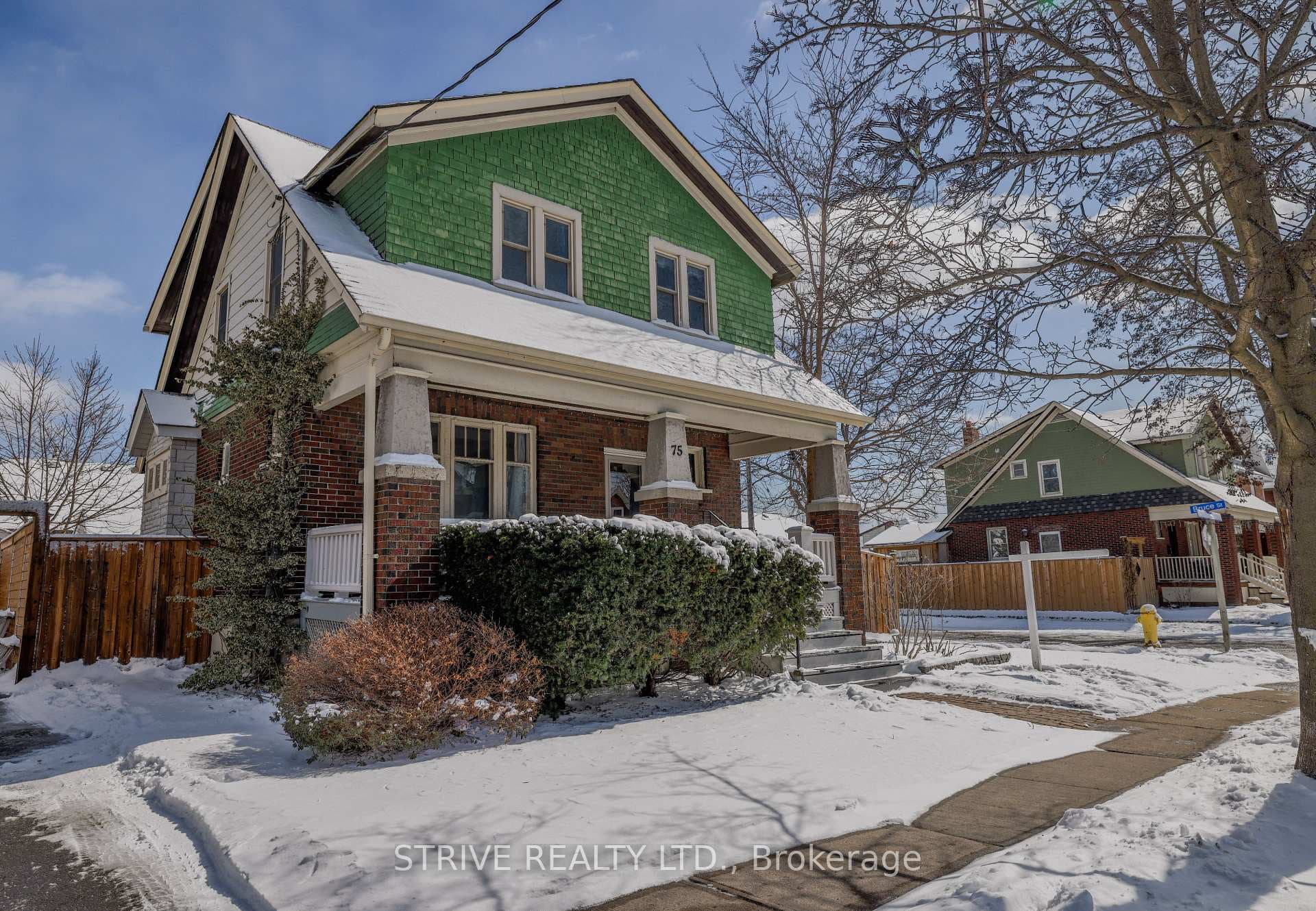 75 Oshawa Boulevard photo 1