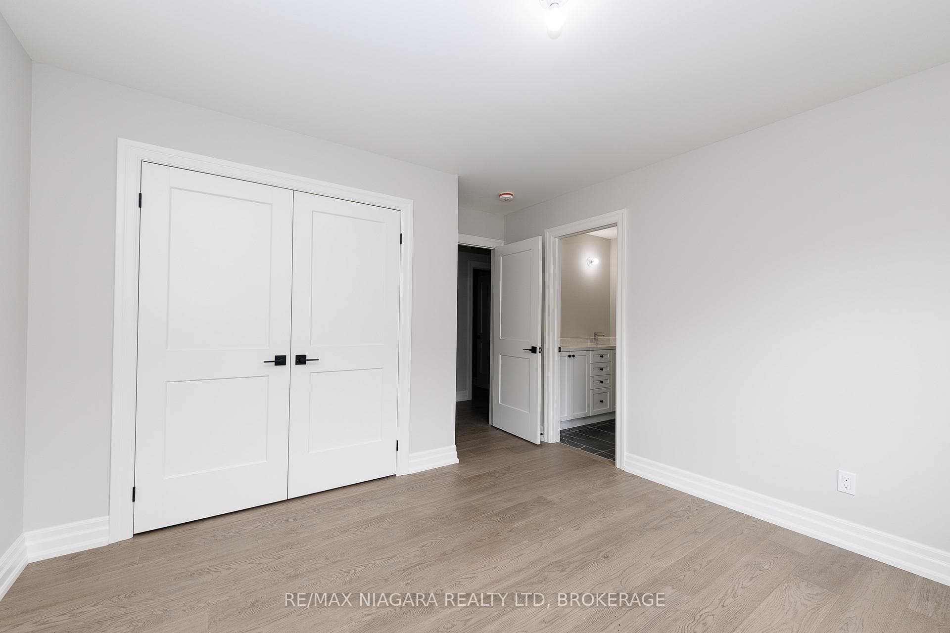 Bedroom #5 - semi-ensuite