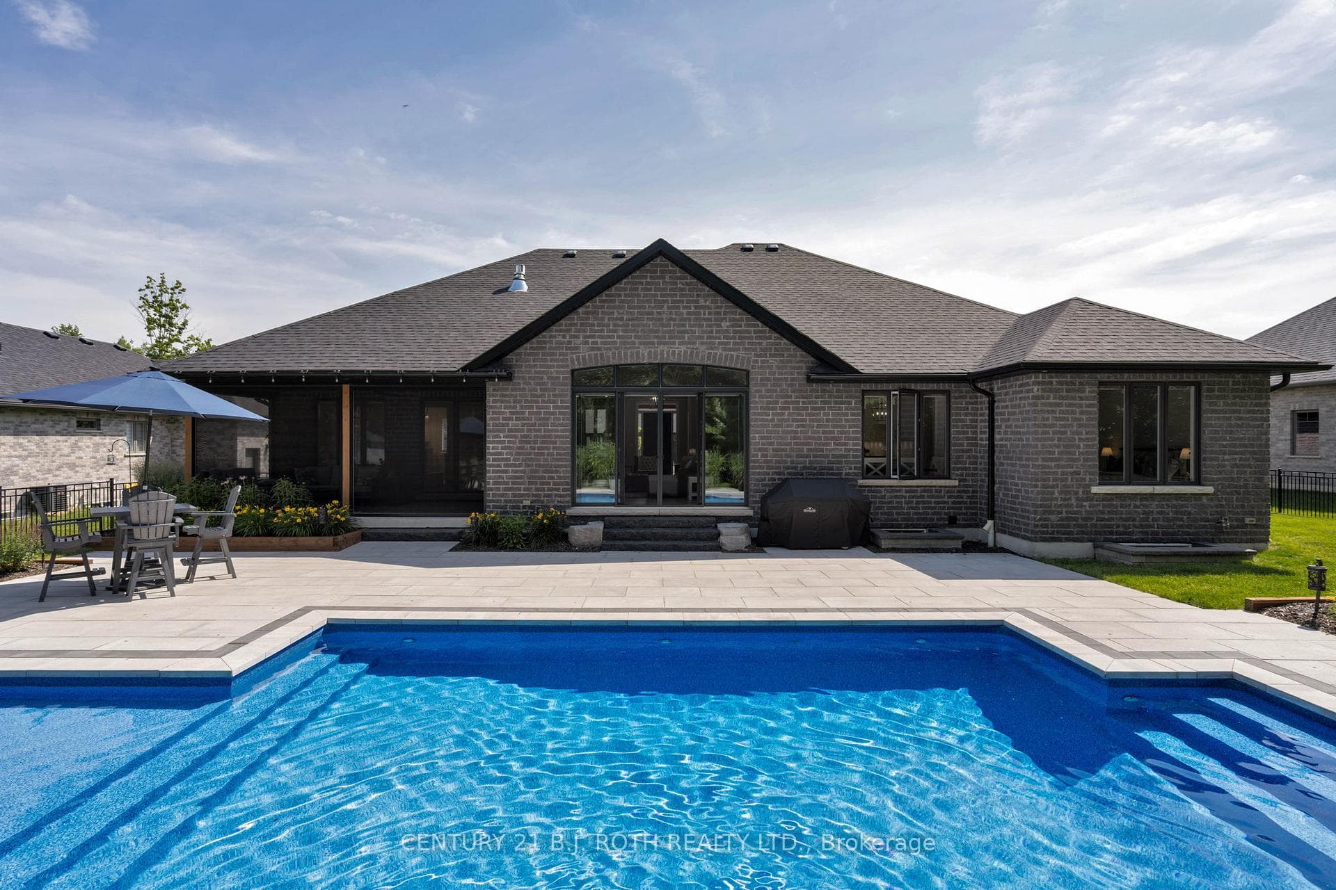 14 Walter James Parkway photo 35