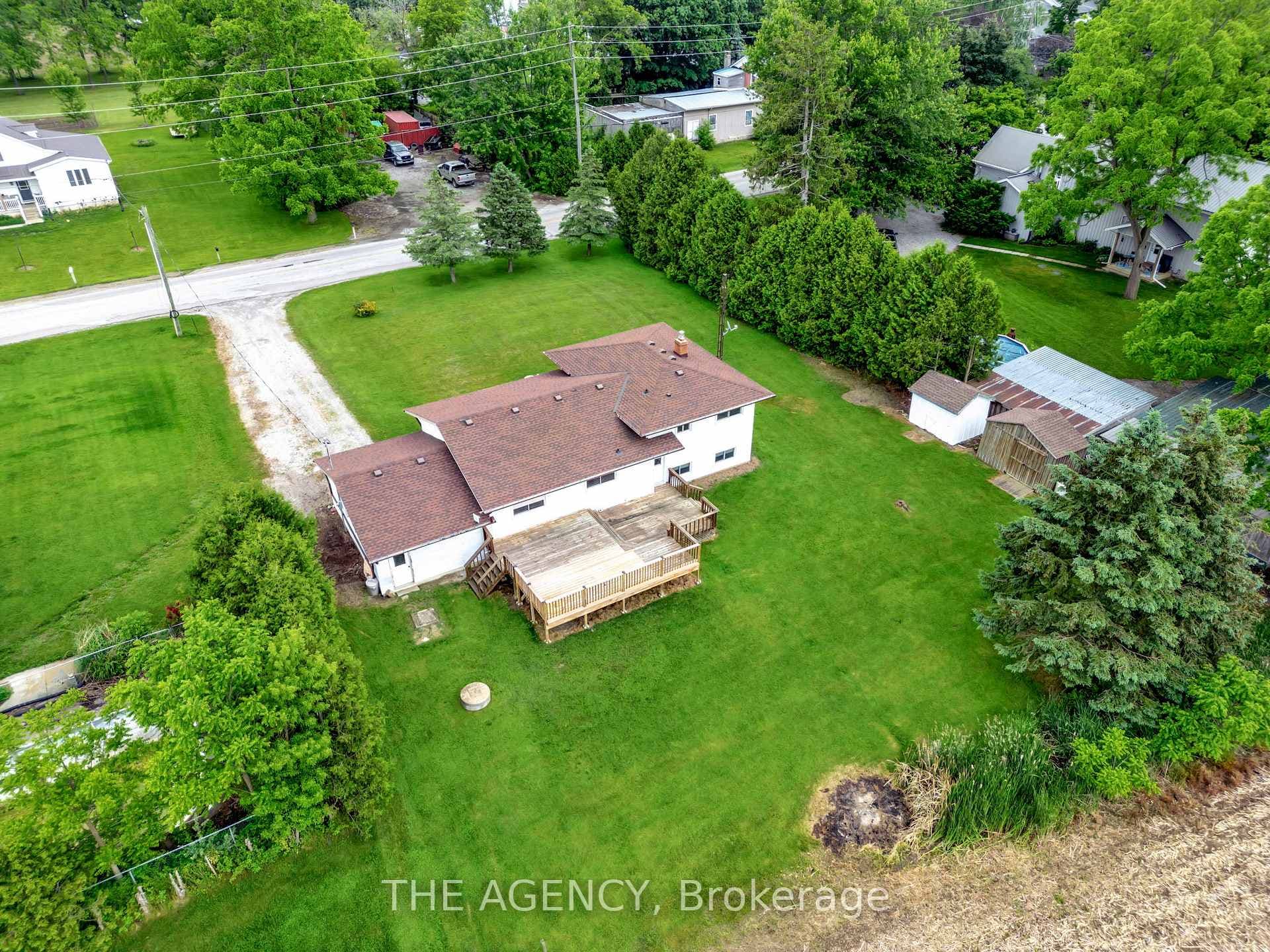 741 Villa Nova Road photo 5
