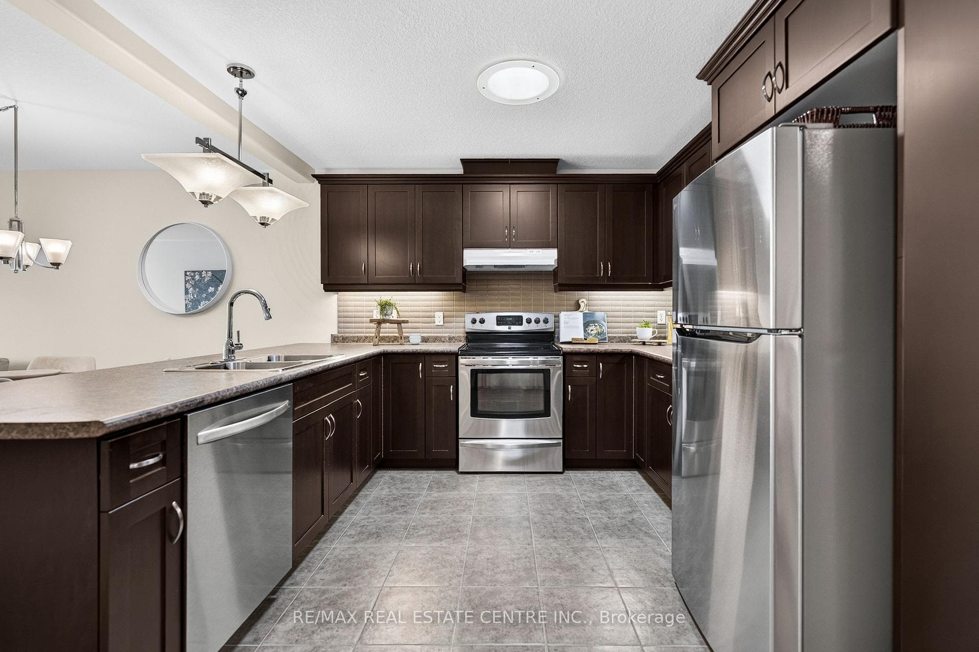 35 Green Gate Boulevard Unit 38 photo 14