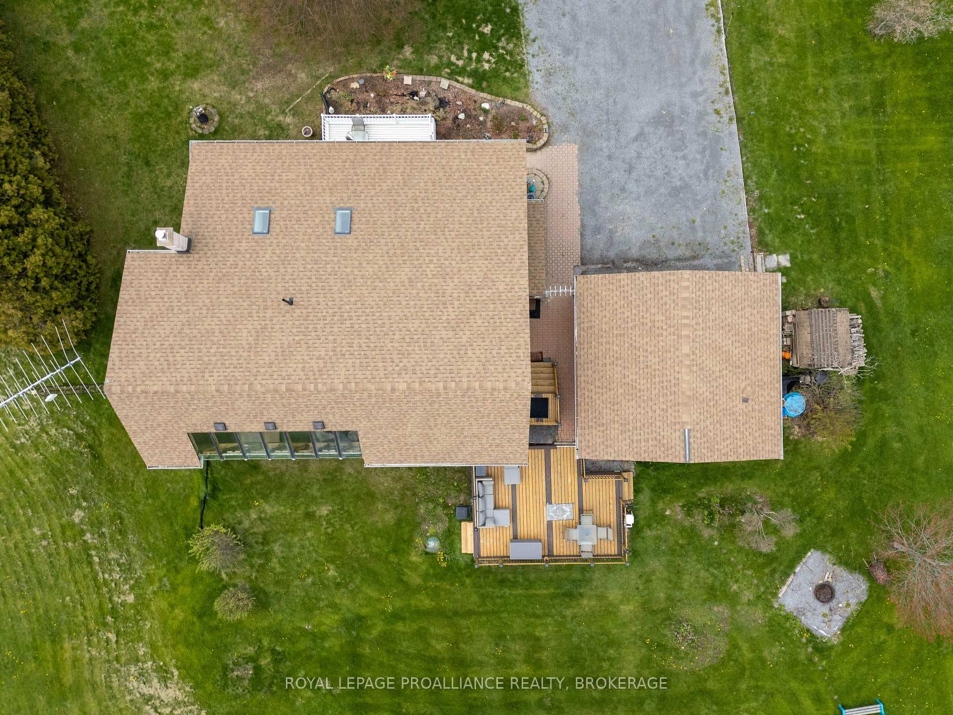 706 Spithead Road photo 42