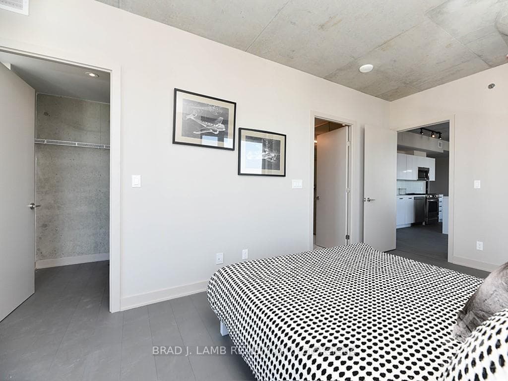 203 CATHERINE Street Unit 314 photo 24