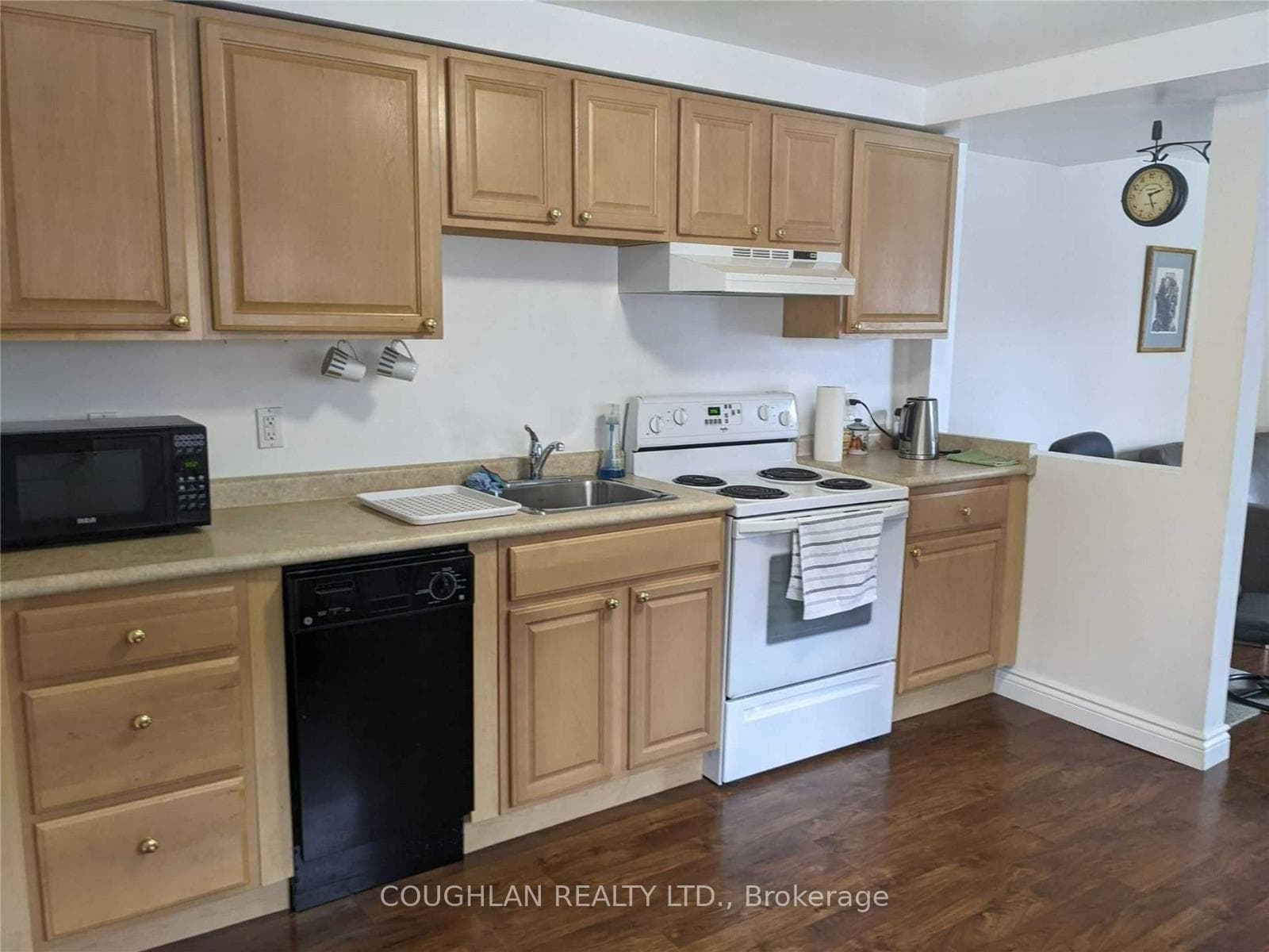 44 Lincoln Street Unit 3 photo 1