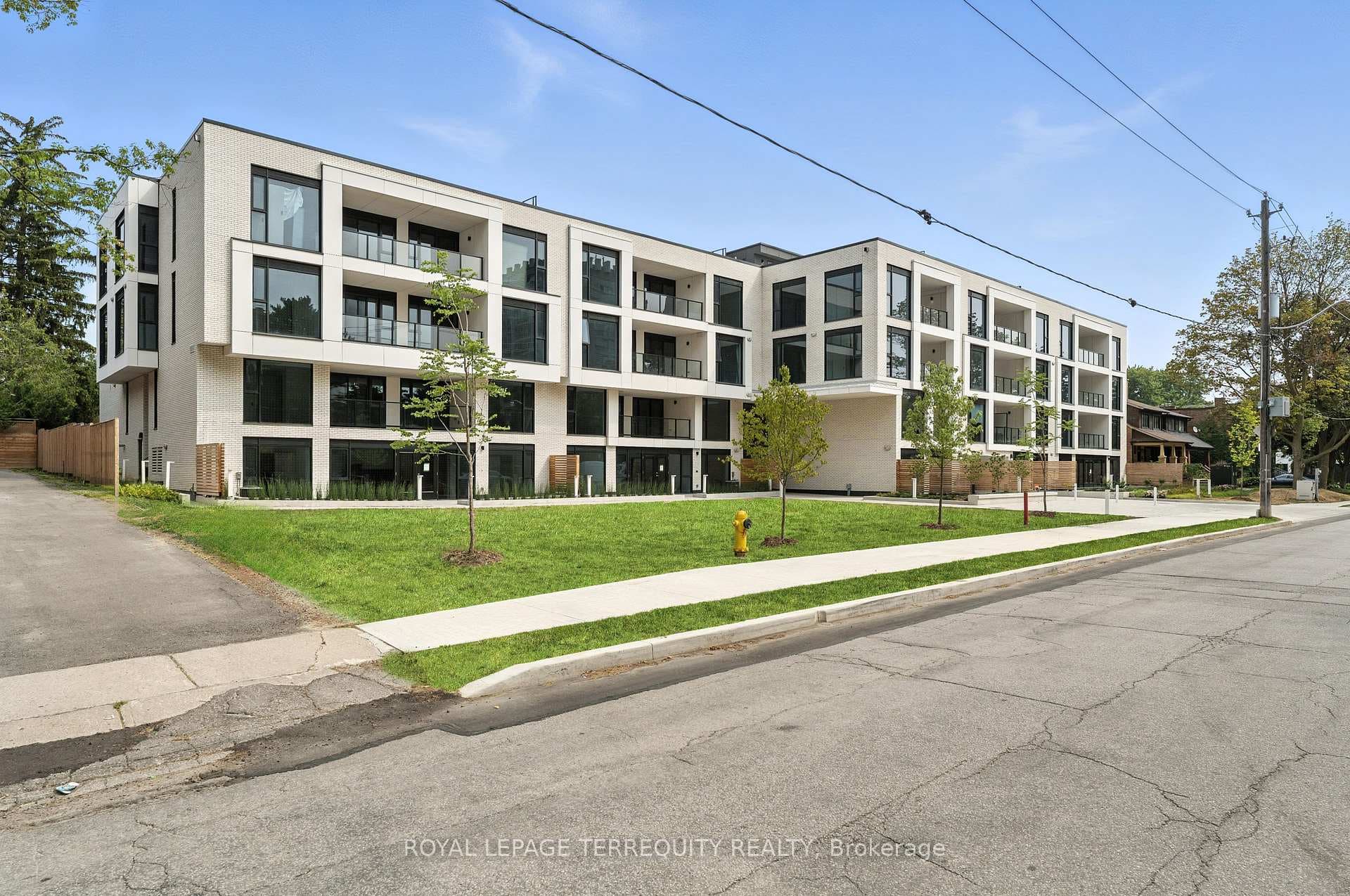200 Keewatin Avenue Unit PH05 photo 24