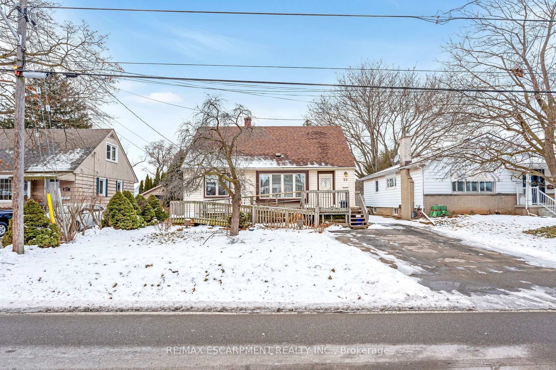 59 Mountain Avenue photo 1