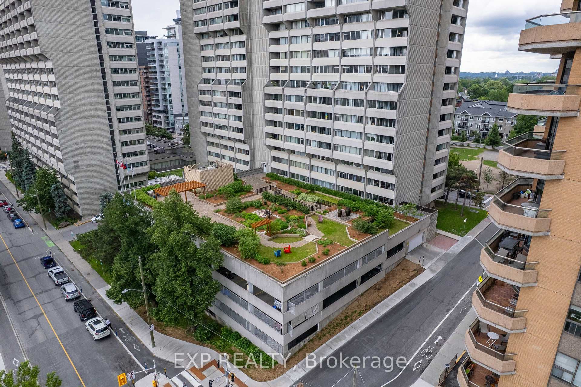 530 Laurier Avenue Unit 1008 photo 23