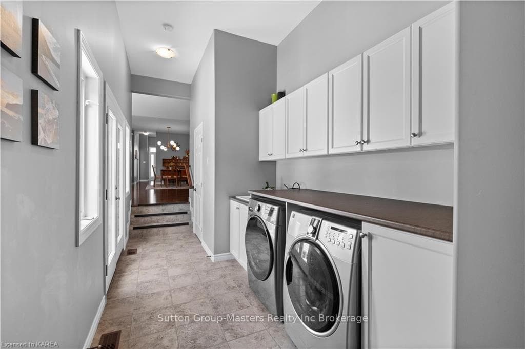1265 CROSSFIELD Avenue photo 19