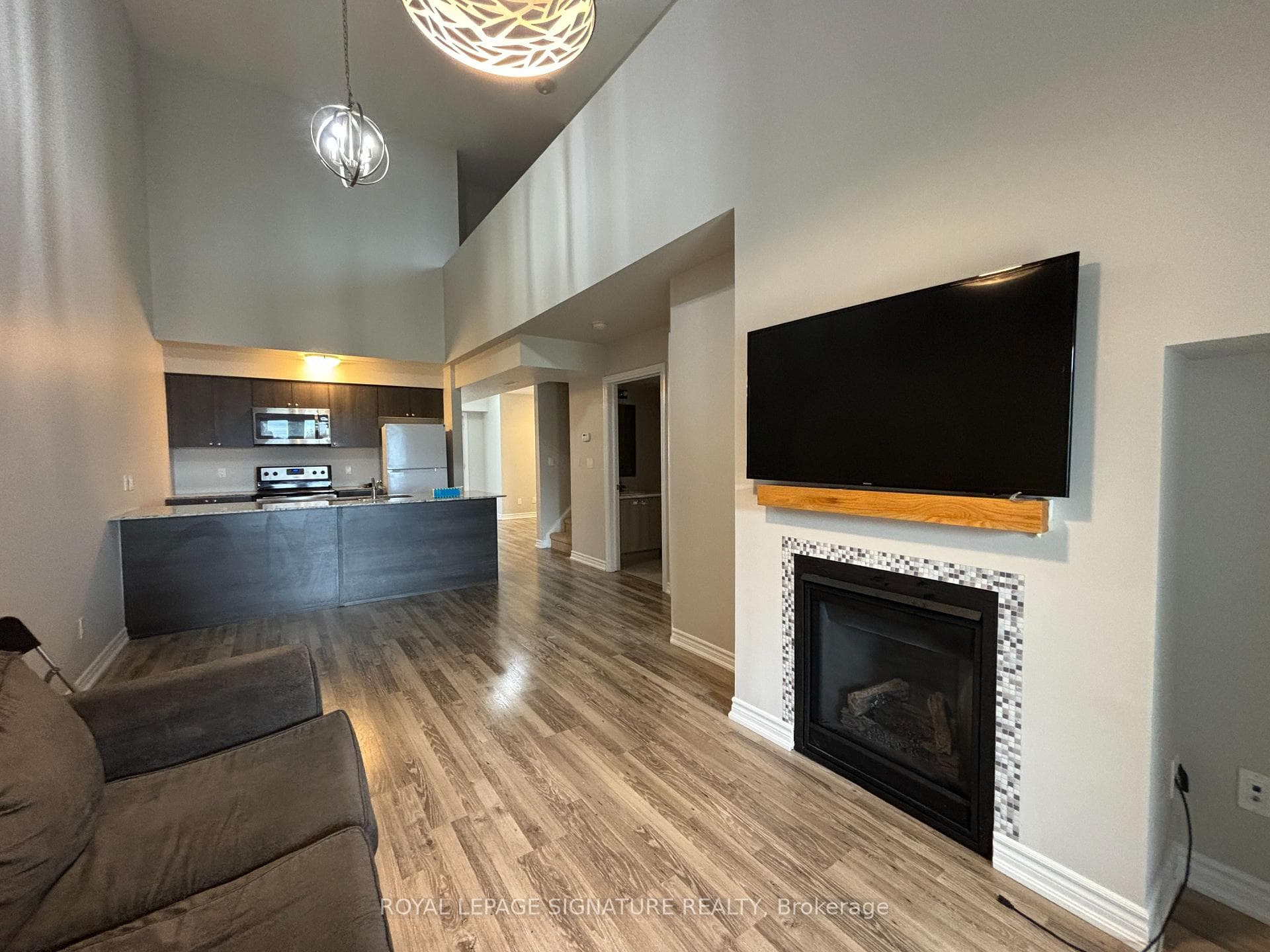 7 Anchorage Crescent Unit 304 photo 6