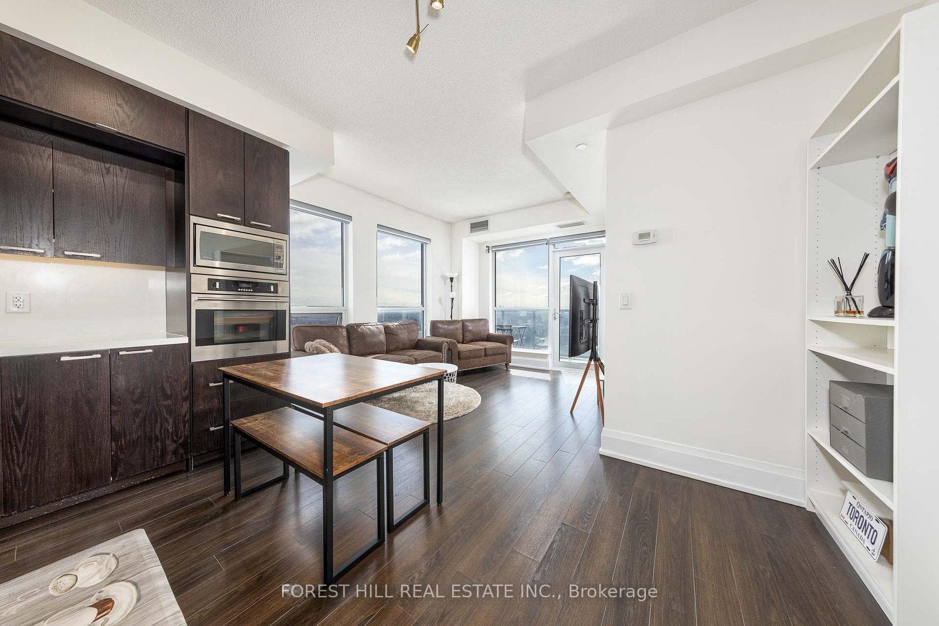 120 Harrison Garden Boulevard Unit 1306 photo 6