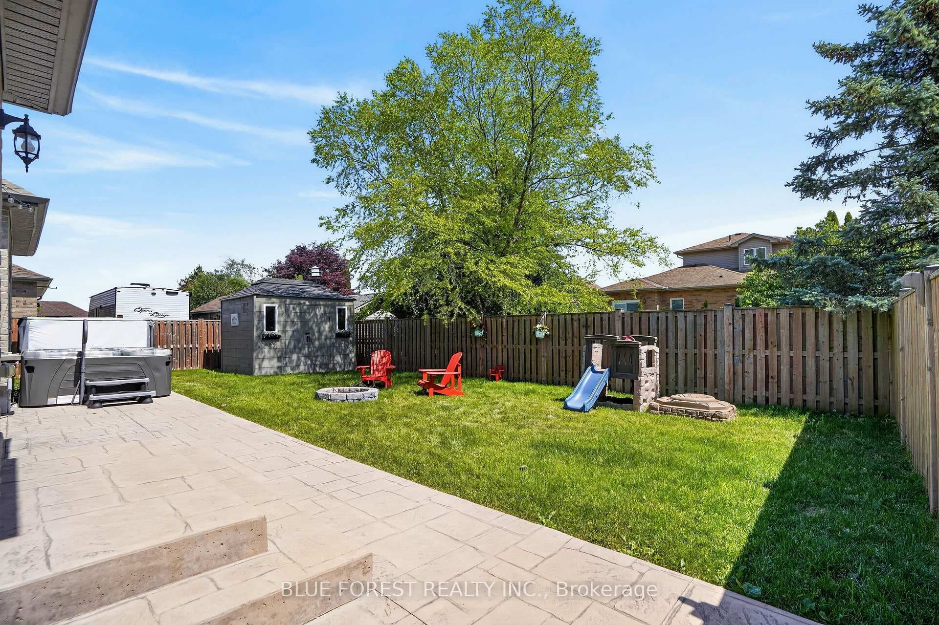 14 Thames Springs Crescent photo 45
