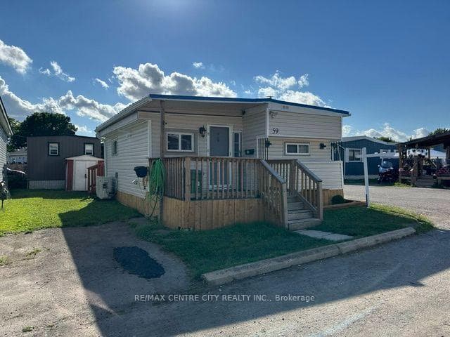 2189 Dundas Street Unit 59 photo 2