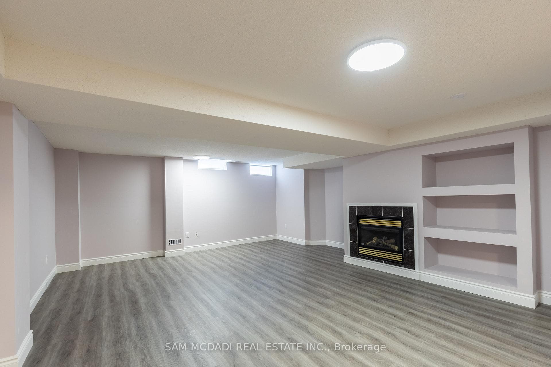 3989 Coachman Circle photo 30