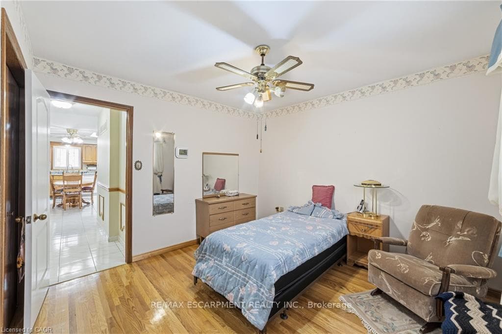 546 Dicenzo Drive photo 22