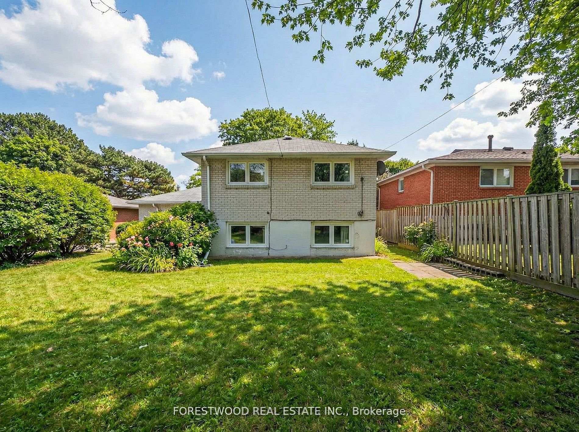 1021 Vera Cruz Drive photo 32