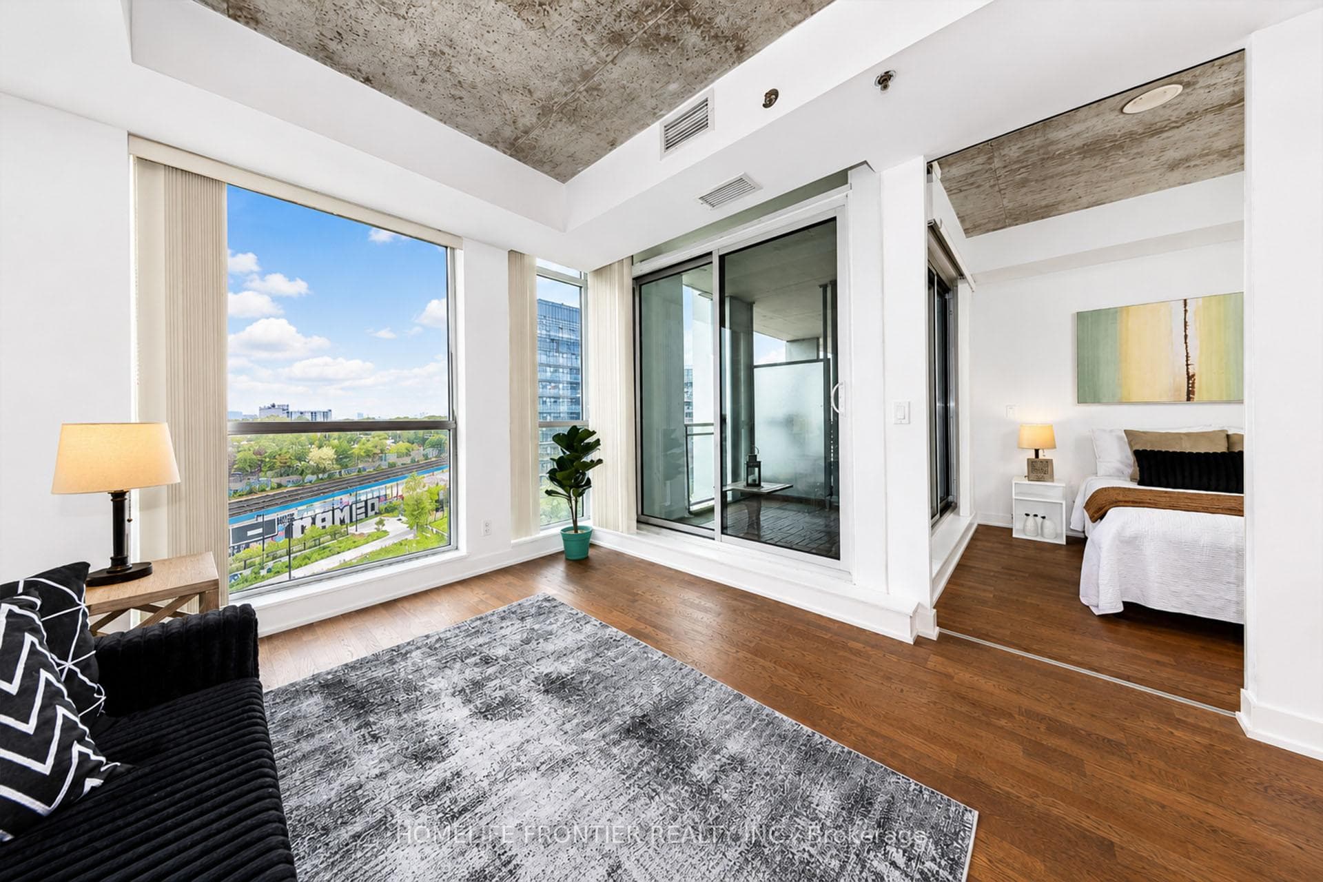 20 Minowan Miikan Lane Unit 717 photo 8
