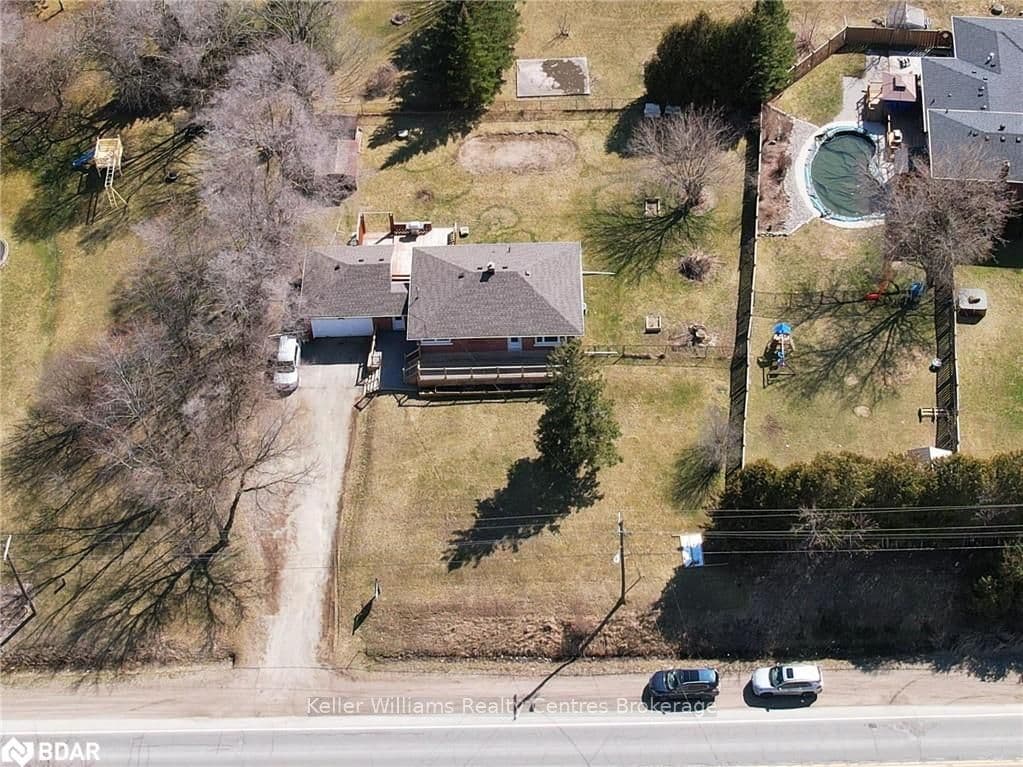 4255 SIMCOE COUNTY RD 88 N/A photo 19