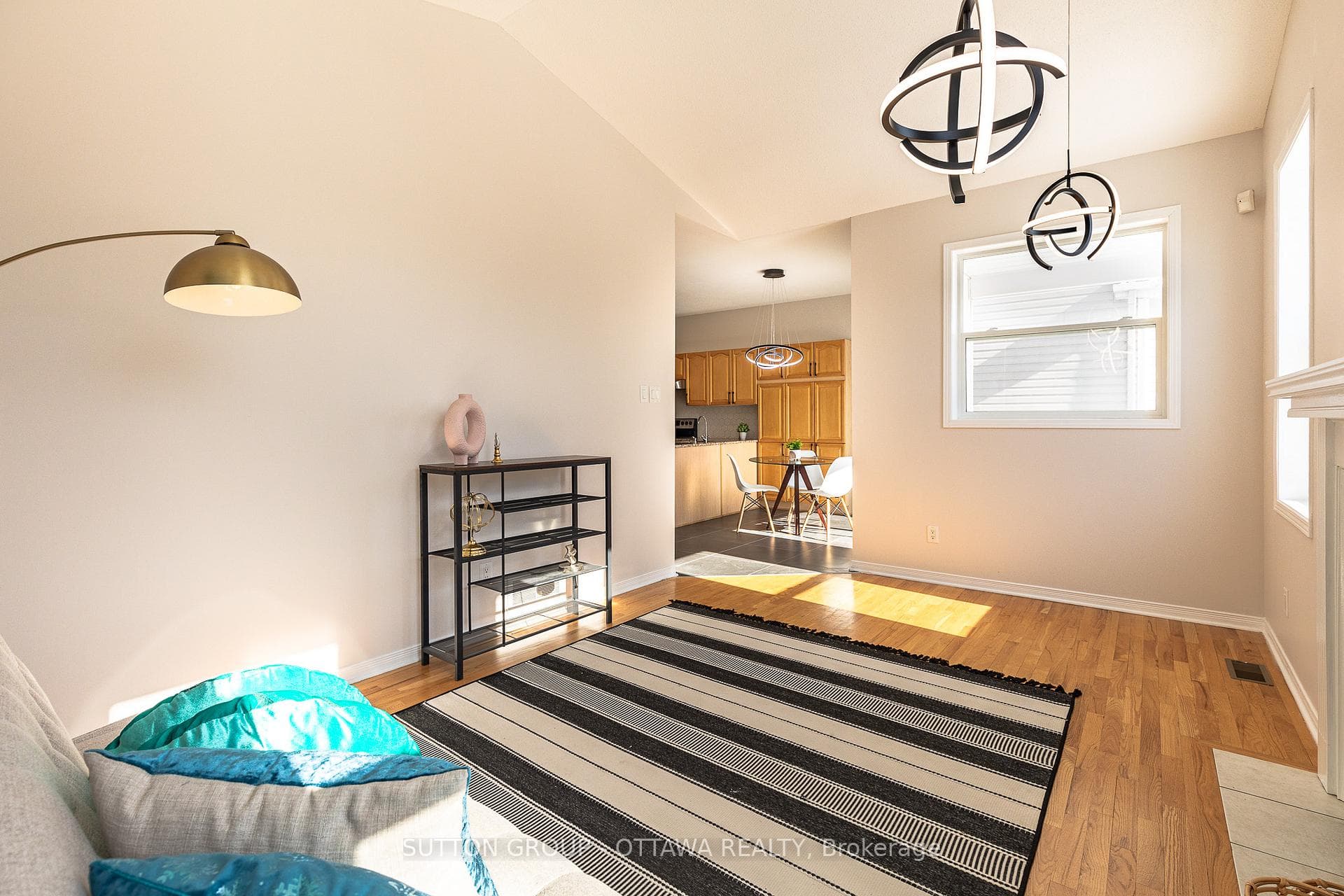 170 Insmill Crescent photo 17