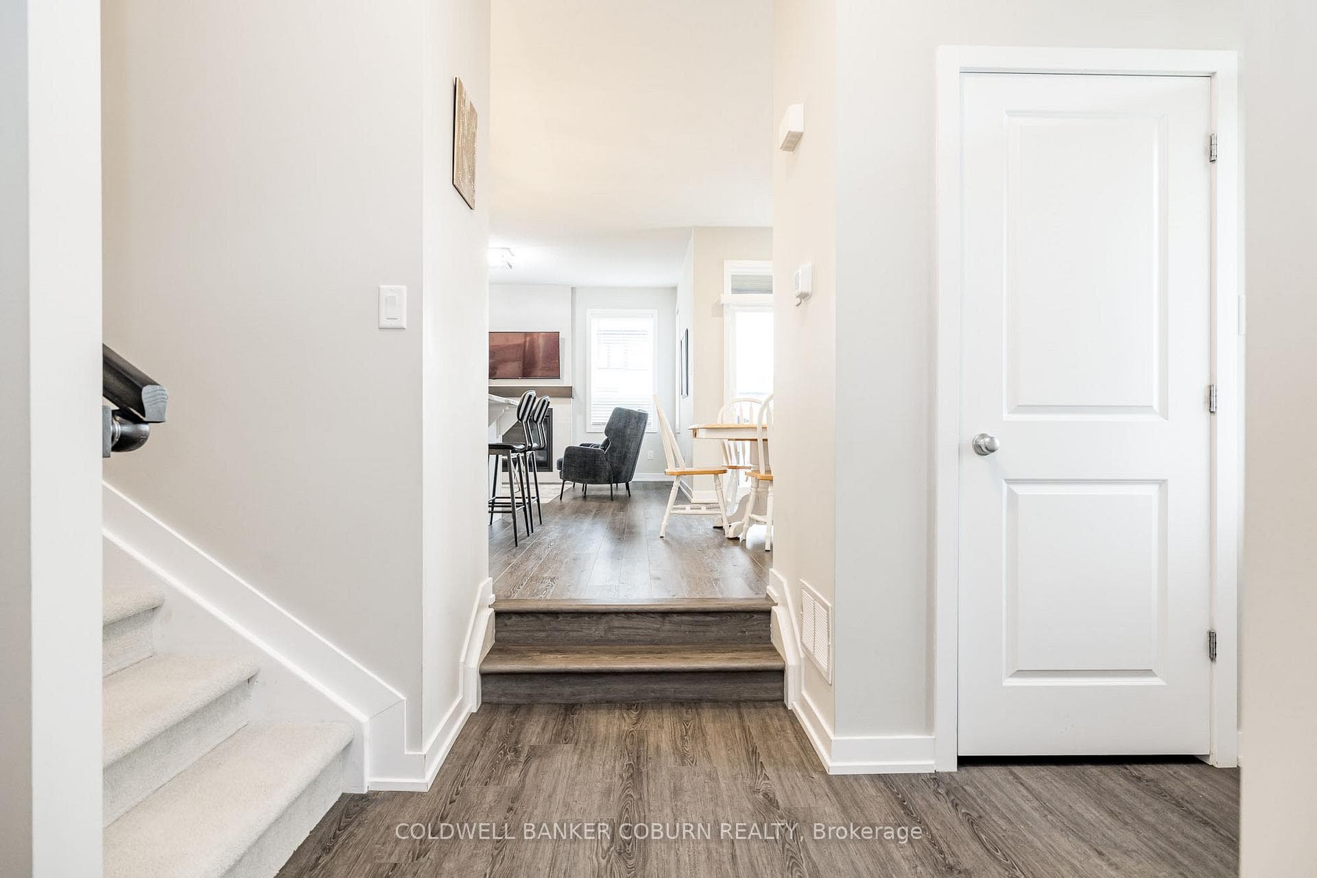 161 Jardiniere Street photo 10