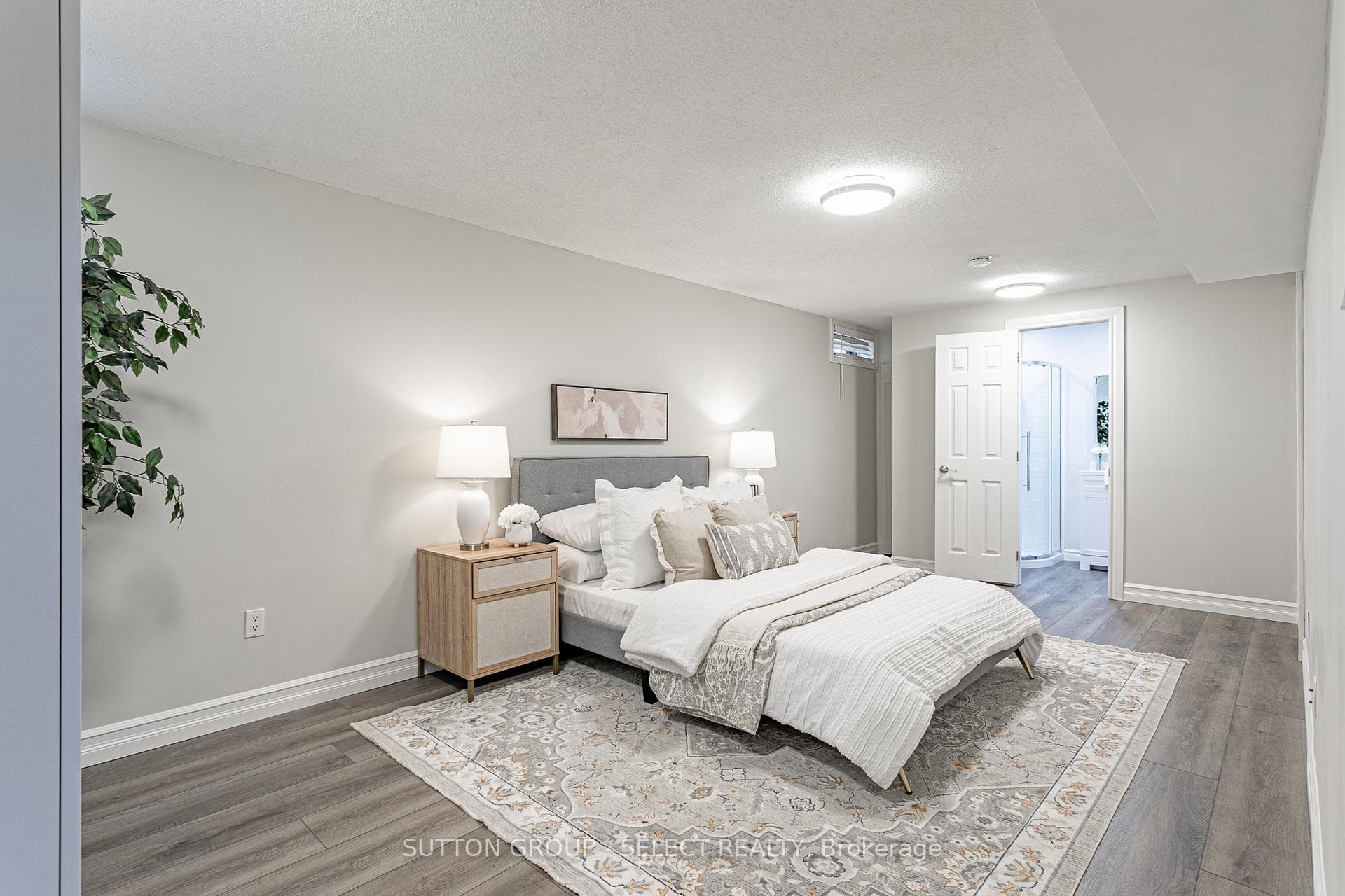 Lower level bedroom with egress